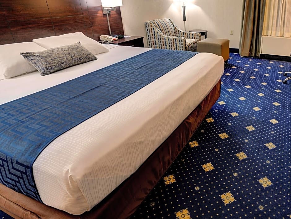 Baymont Inn & Suites by Wyndham Groton-Mystic