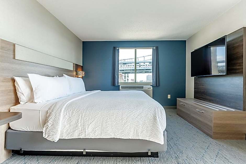 Holiday Inn Express Philadelphia Penns Landing By IHG
