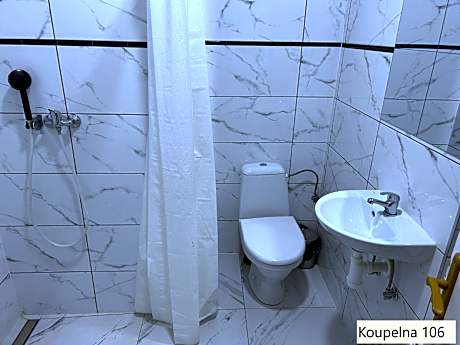 Triple Room with Bathroom