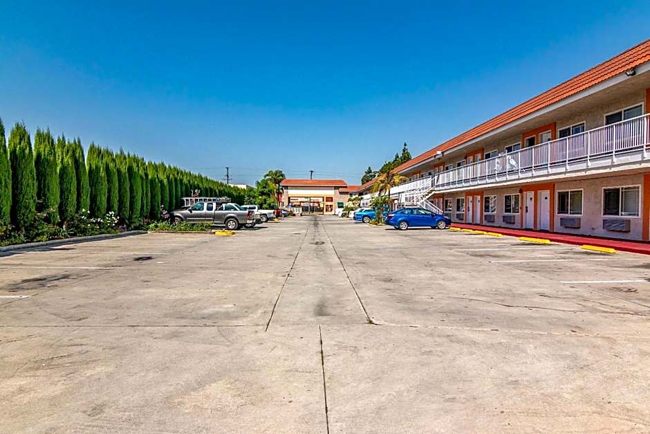 Rodeway Inn Artesia Cerritos