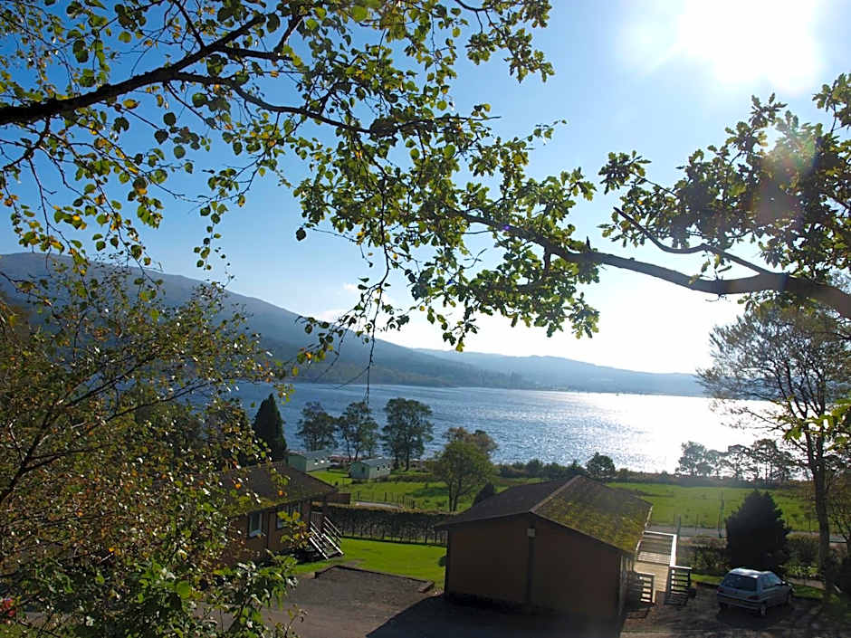 Appin Holiday Homes -Caravans, Lodges, Shepherds Hut and Train Carriage stays