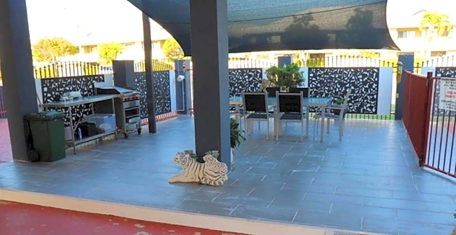 Spanish Lace Motor Inn