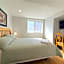 Cozy Rooms in Bright Walkout Suite - Newly Renovated in 2026