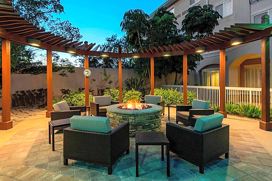 Courtyard by Marriott Fort Myers at I-75 and Gulf Coast Town Center