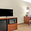 Comfort Inn & Suites Cincinnati Eastgate