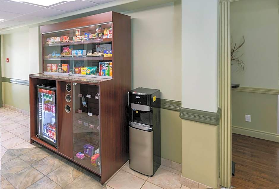 Quality Inn & Suites Whitecourt