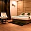 Hotel Maple Grand