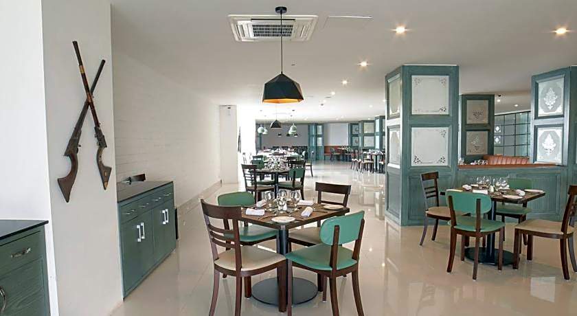 Avari Xpress Gulberg