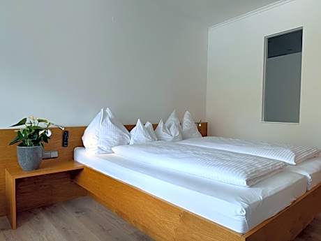 Deluxe Double Room with Loggia and Lake View