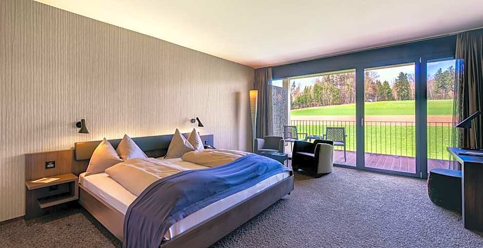 Small Luxury Hotel Wellnesshotel Golfpanorama