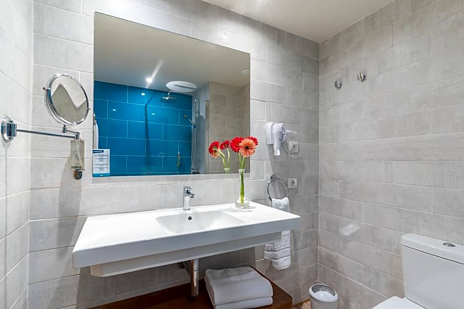 HOVIMA La Pinta Beachfront Family Hotel