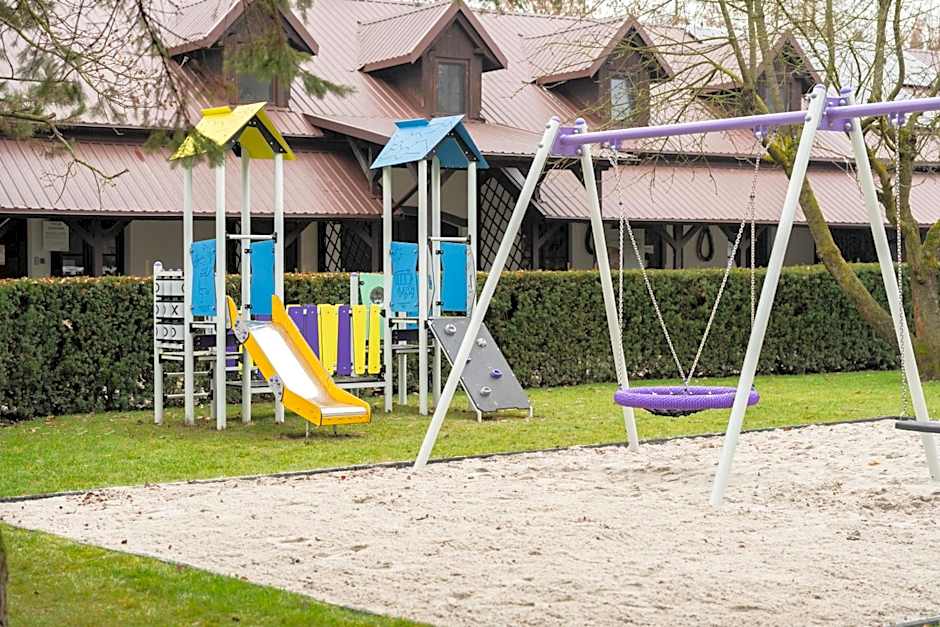 Apartamenty w Dworku Cheval