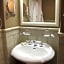 Morris House Hotel - Bed And Breakfast