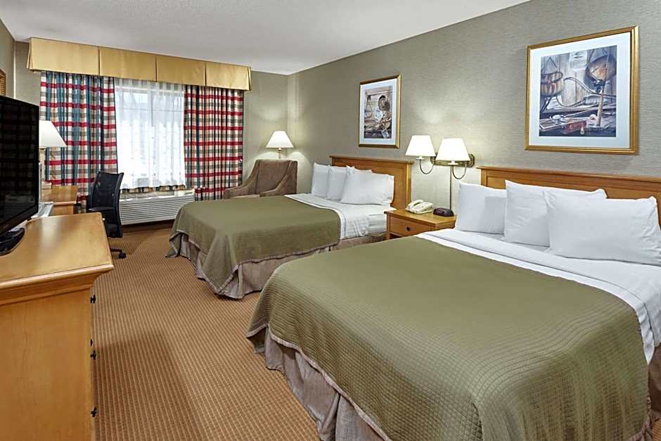 Howard Johnson Hotel Madison – Madison, WI