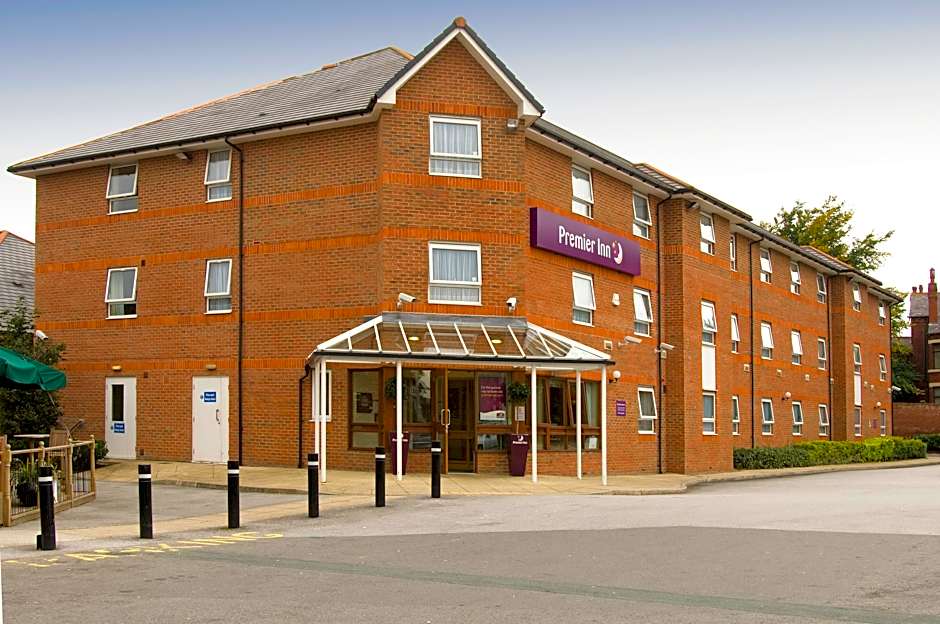 Premier Inn Leeds East