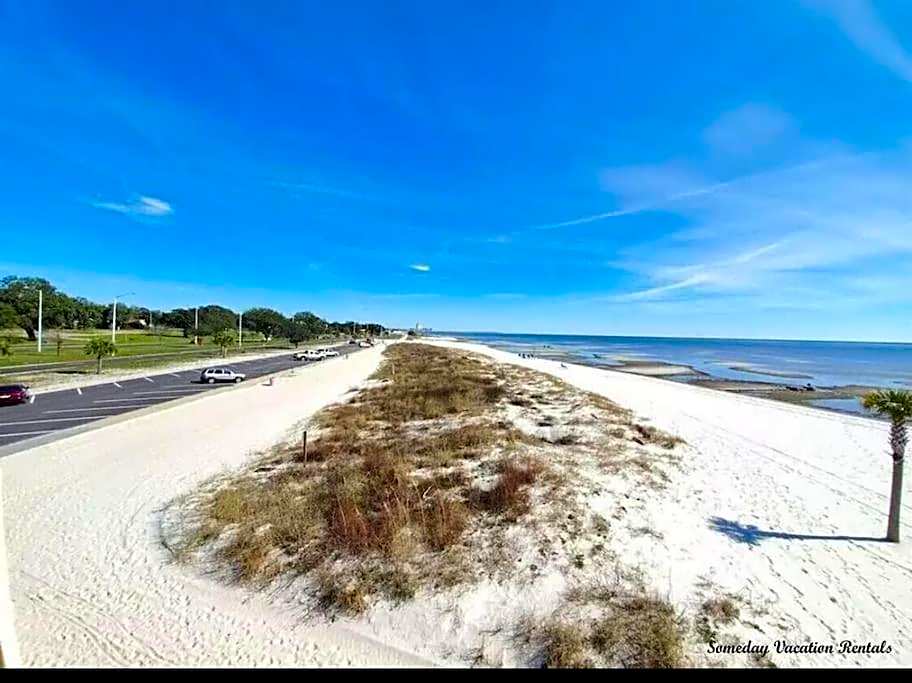 Biloxi Beach-Good Vibes Condo