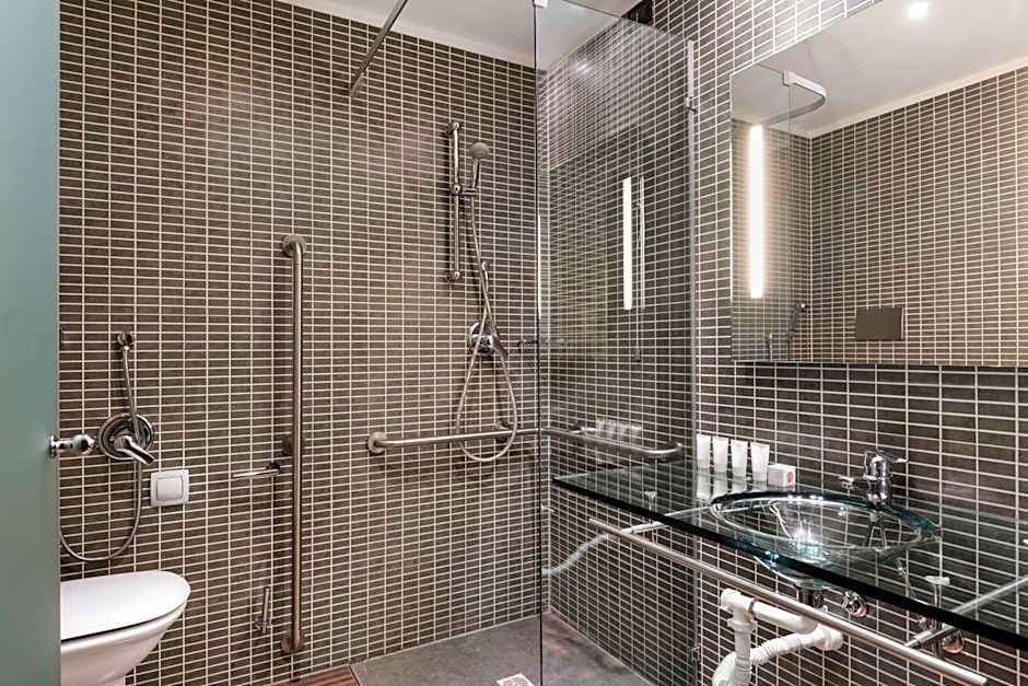 AC Hotel by Marriott Bologna