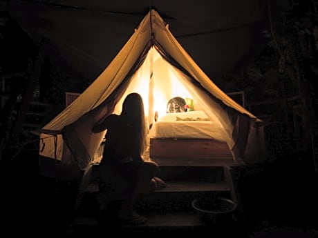 Safari Tent for 4 People