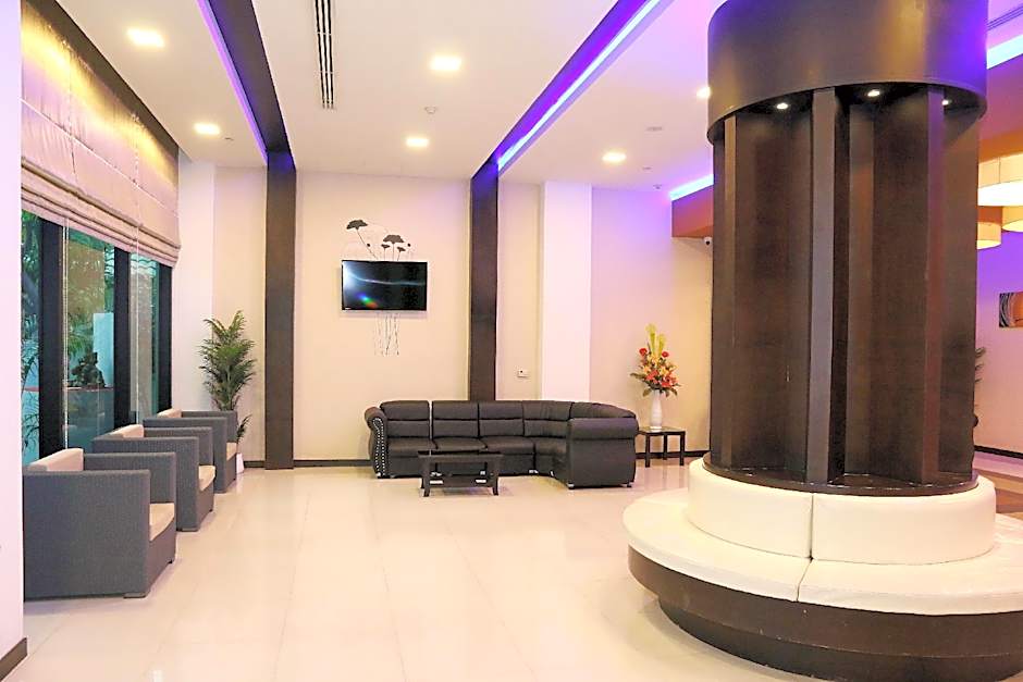 Arthitaya Green Nature Hotel & Lakkhana Poolside Resort