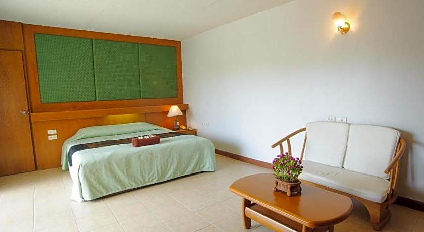 Diamond City Place Hotel