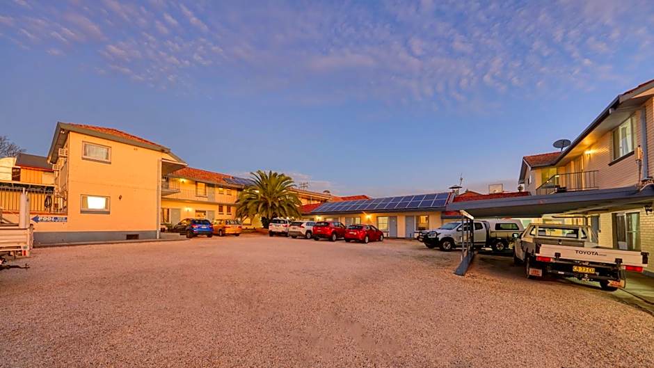 Cowra Motor Inn