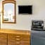 Days Inn by Wyndham Lake Park/Valdosta
