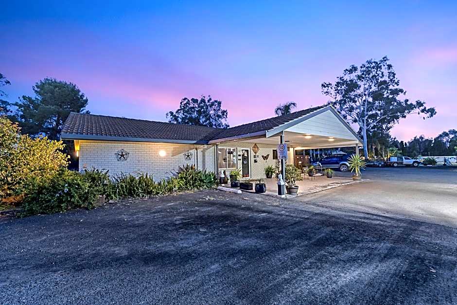 Castlereagh Motor Inn