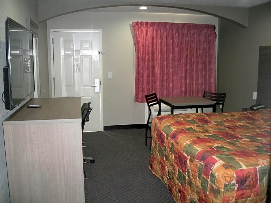 Scottish Inn and Suites Beaumont