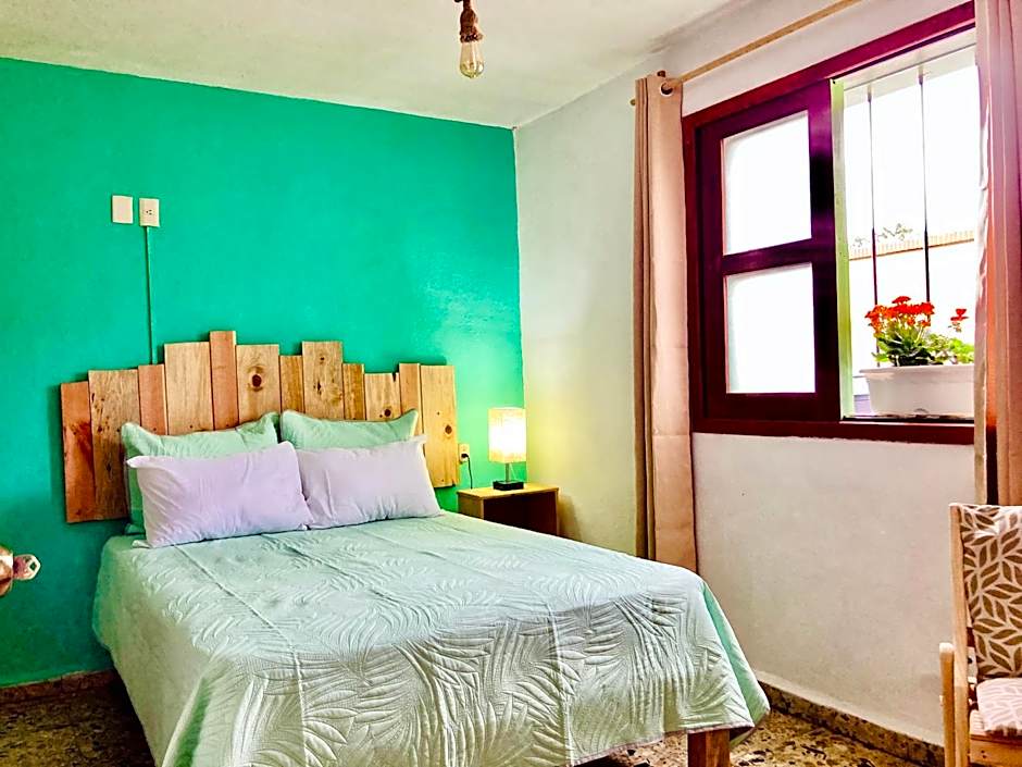 Alhambra Hotel - San Cristobal de las Casas