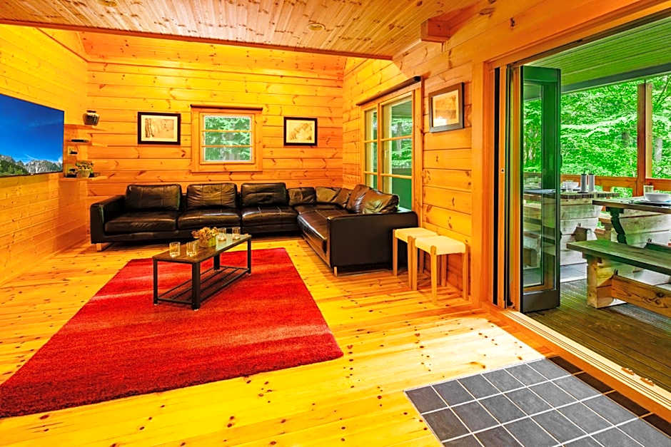 Phoenix Chalets by HHG