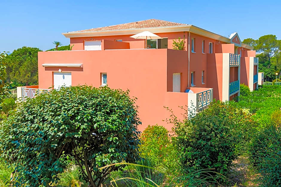 Lagrange Vacances Le Domaine des Grands Pins