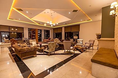 Korineum Golf & Beach Resort - Alojamientos en KYRENIA
