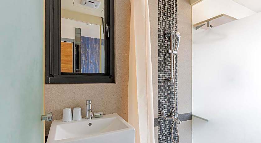 CHECK inn Express Taichung FuXing Hall 2