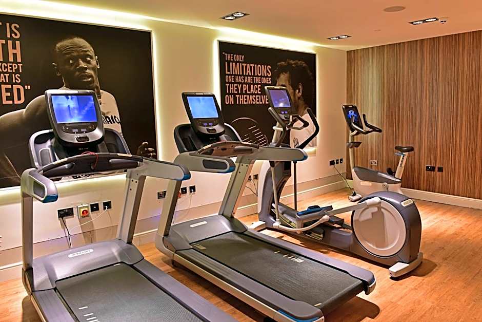 DoubleTree by Hilton Edinburgh - Queensferry Crossing