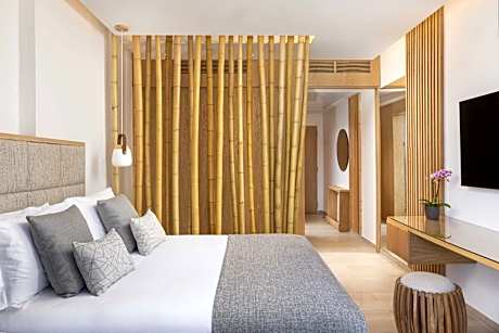 Junior Suite Twin/Double Sea View with Outdoor Whirlpool