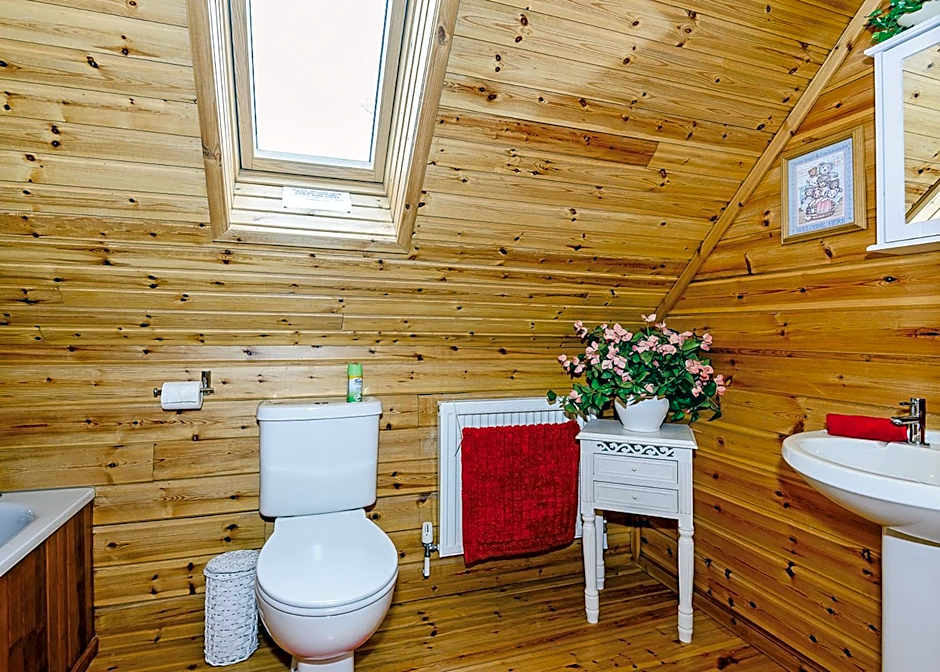 Anglesey Lakeside Lodges