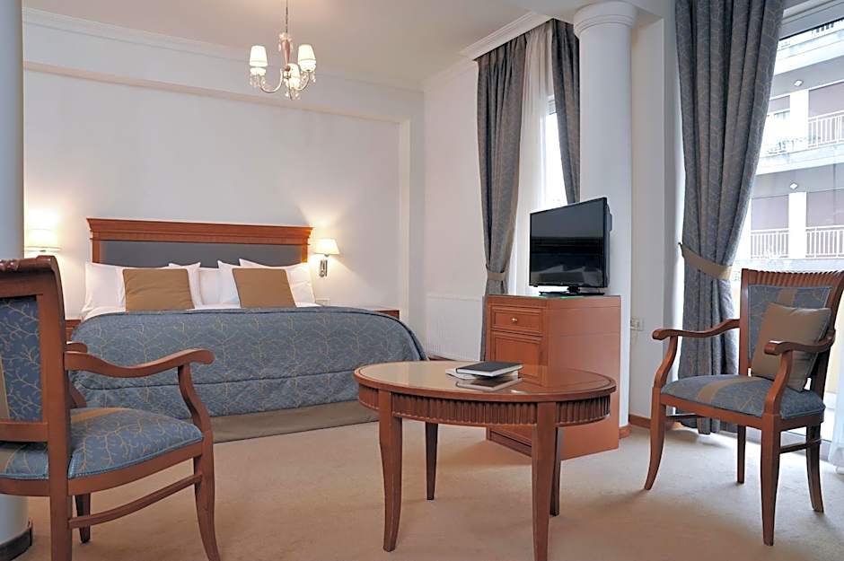 Athens Atrium Hotel & Jacuzzi Suites