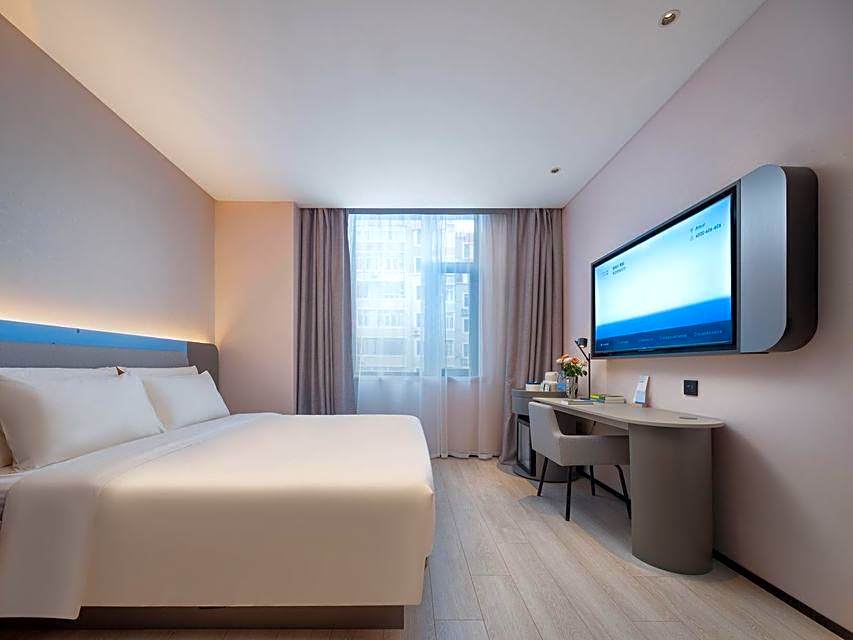 Atour Light Hotel Dalian Zhongshan Square Renmin Road