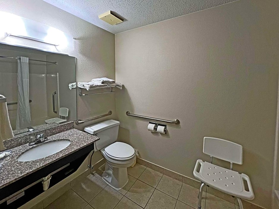 Quality Inn Mitchell I-90