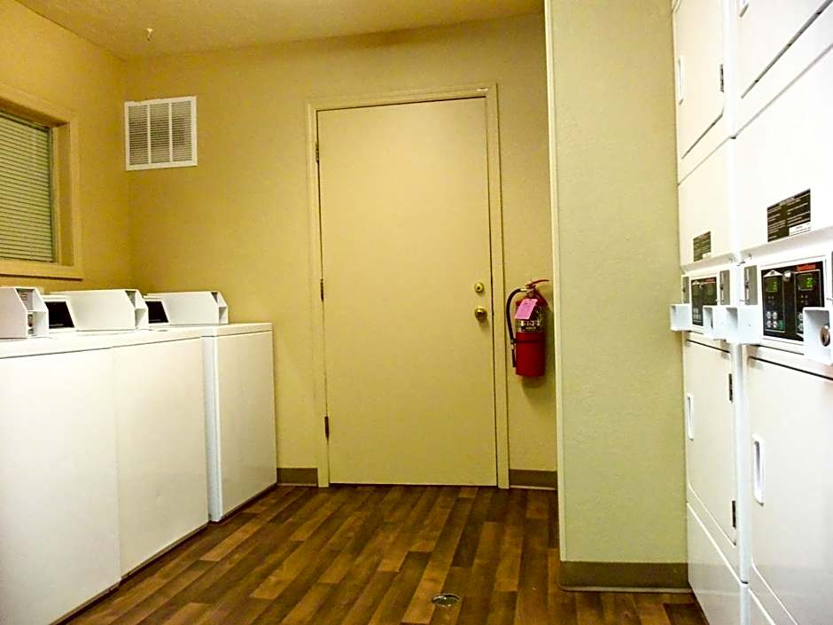 DuPont Suites - Louisville - St. Matthews