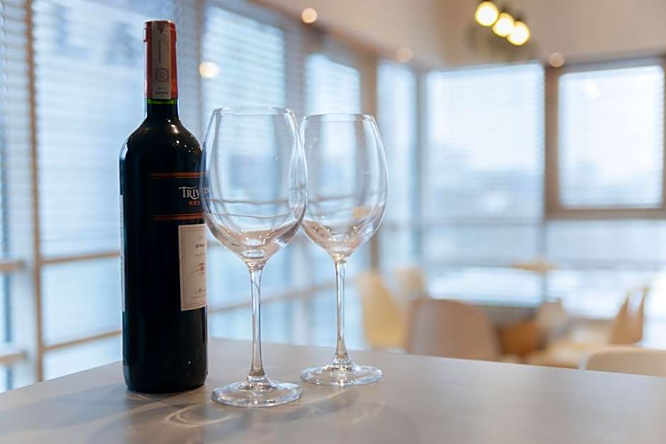 Platinum Towers Country 2 Country