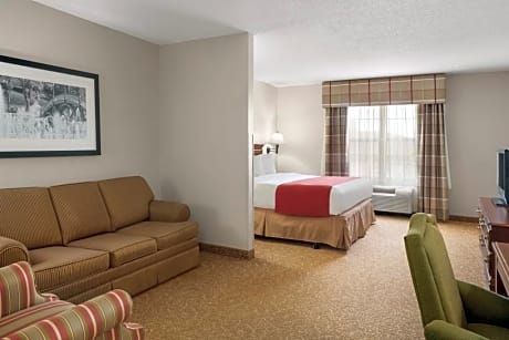 King Bed-Accessible Room-Rollin Shower-Nsk