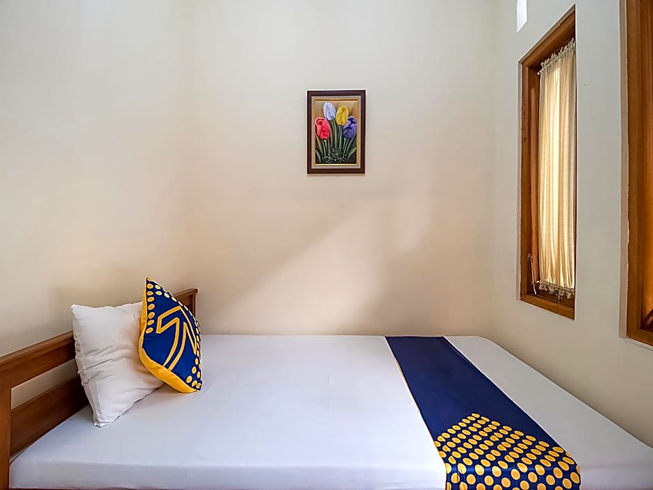 OYO 1982 Golf Papa Costel