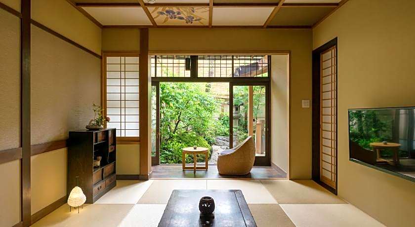 Nazuna Kyoto Nijo-jo