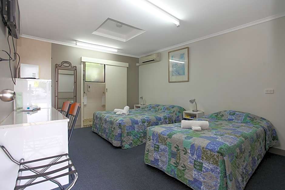 Tandara Hotel Motel