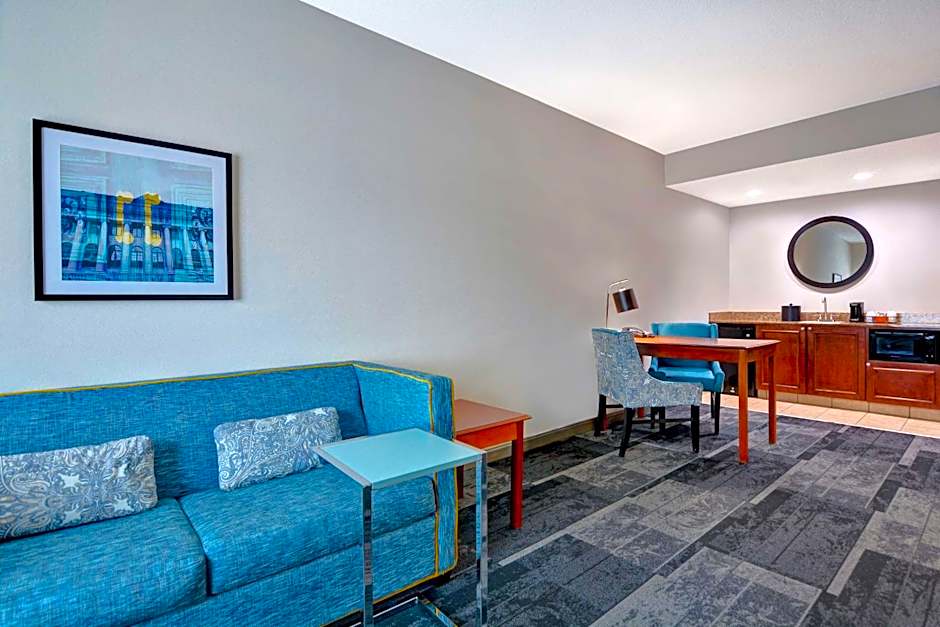 Hampton Inn & Suites Birmingham-Hoover-Galleria
