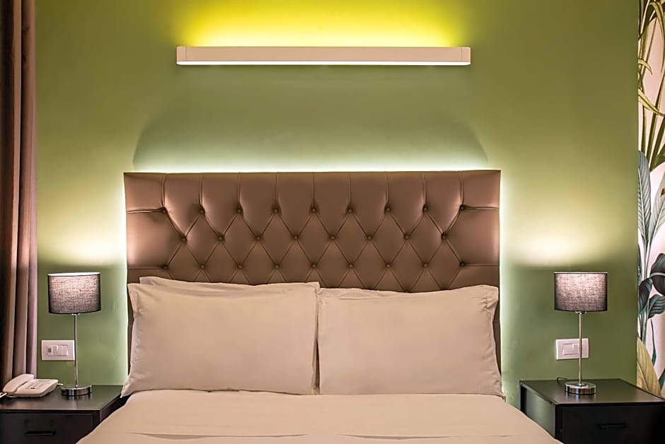 Elite Hotel