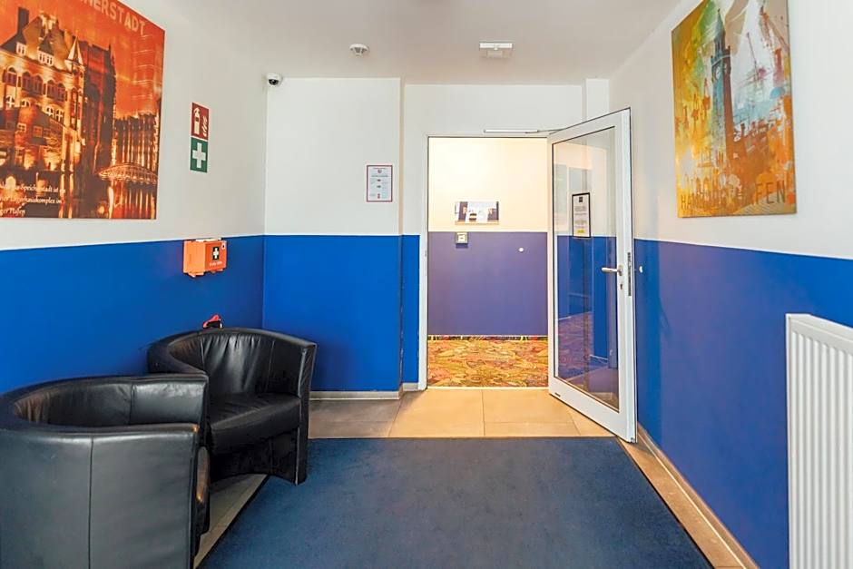 MYKY Aparthotel Harburg - Free Parking
