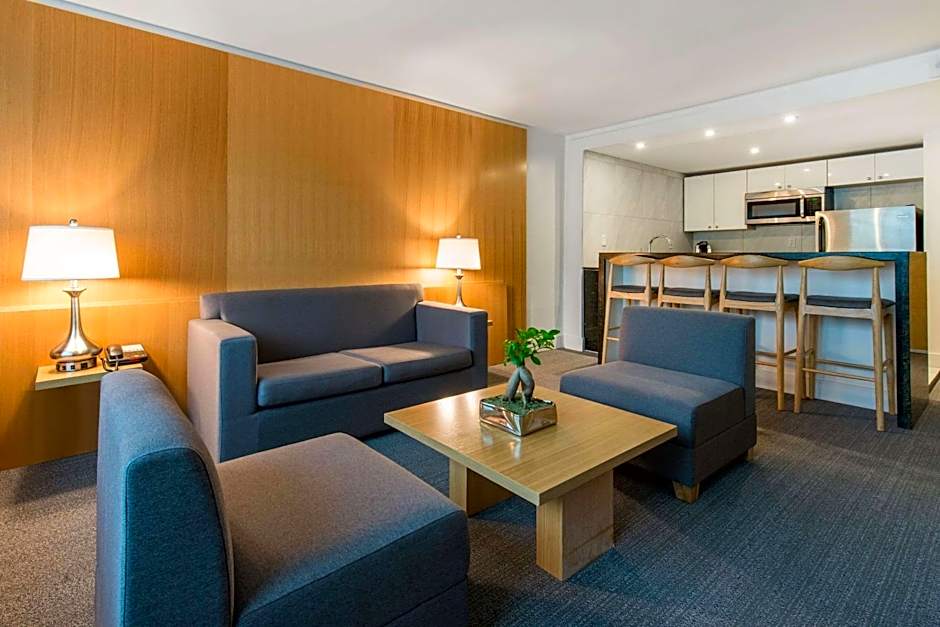 The West Wing Boutique Hotel – Tampa, FL