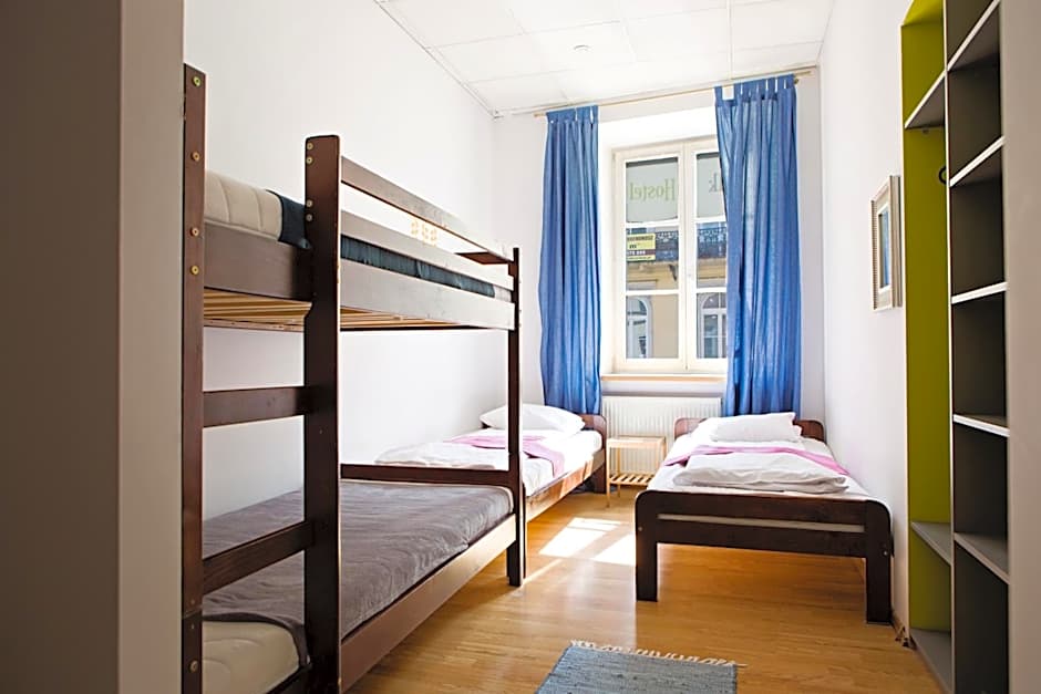 Folk Hostel Krakowskie Przedmieście
